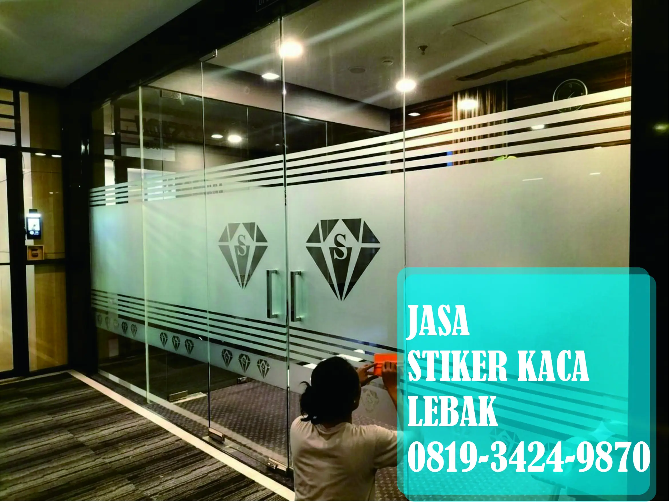 Stiker kaca lebak